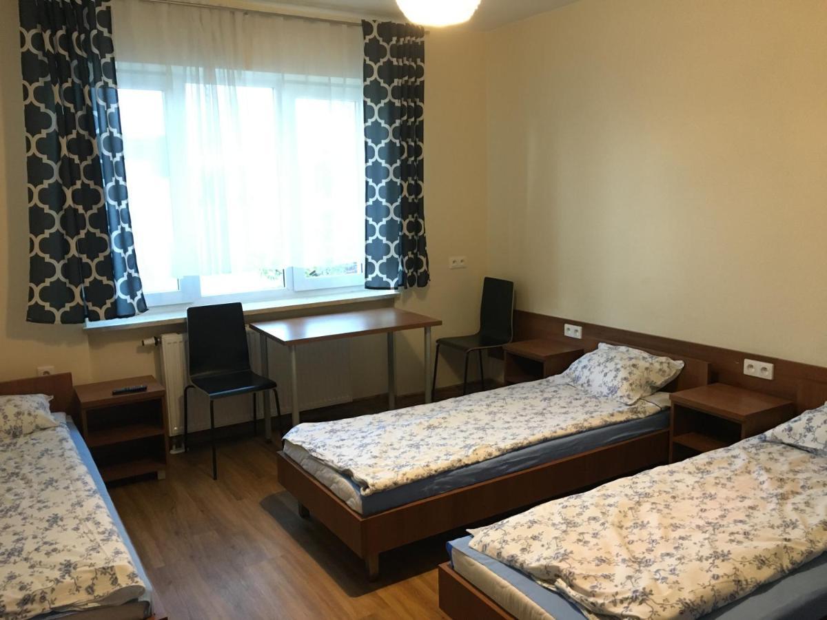 Anna Noclegi Raszyn Buitenkant foto