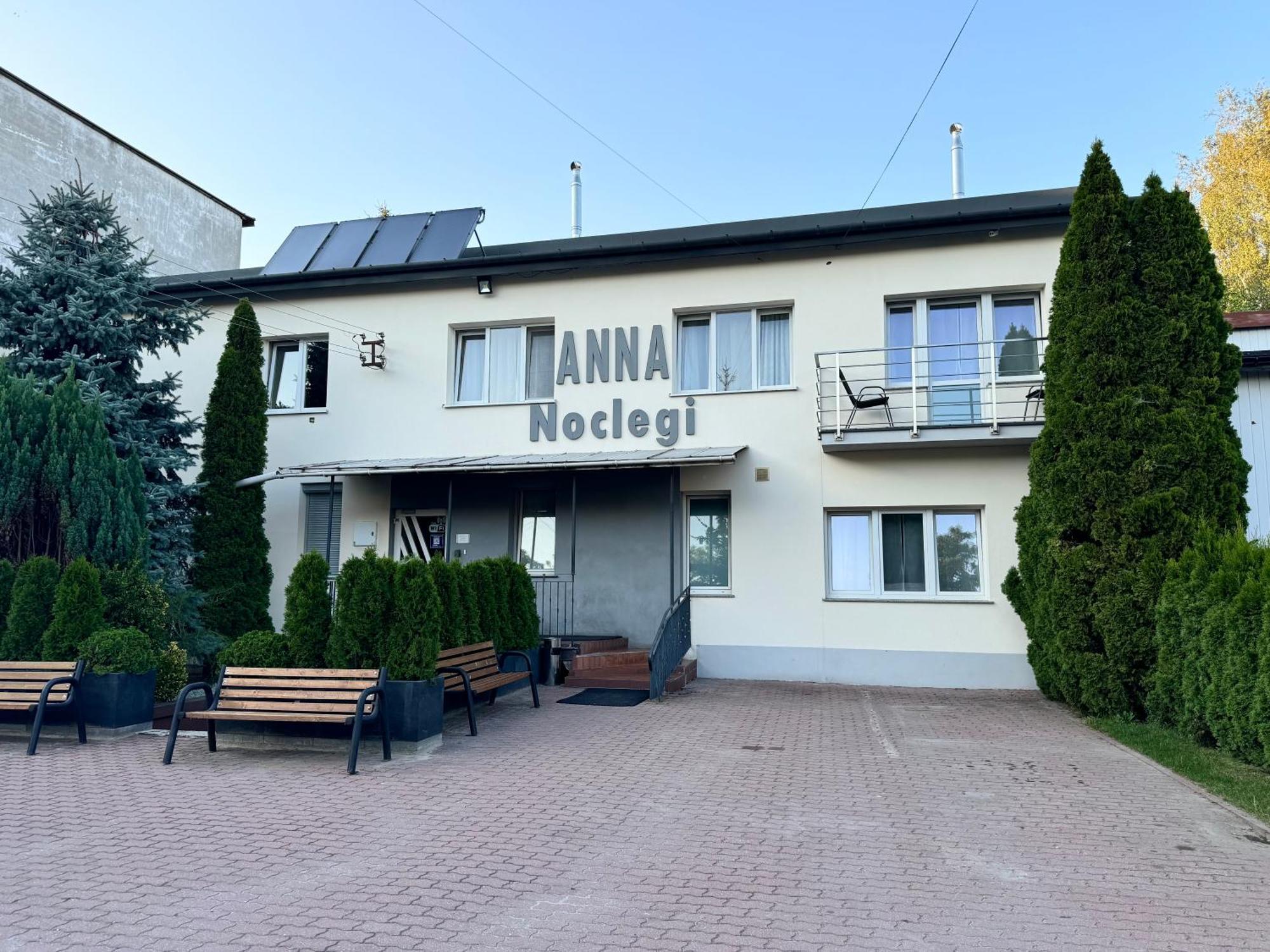 Anna Noclegi Raszyn Buitenkant foto